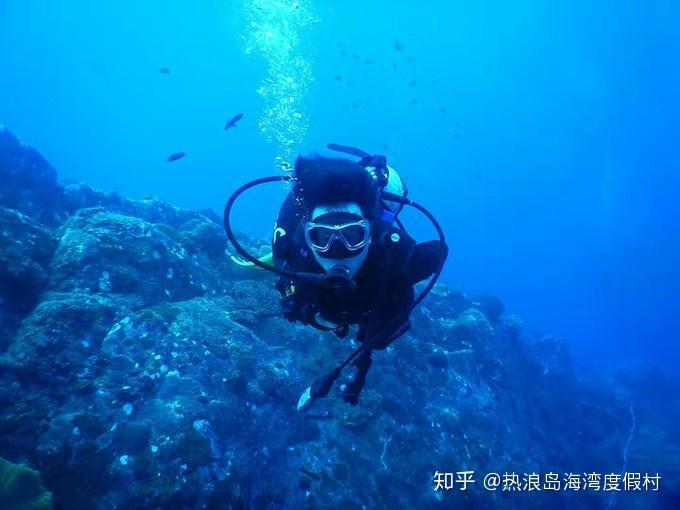 C罗获奖4天后发表争议言论,质疑金球奖公信力与进球客观性